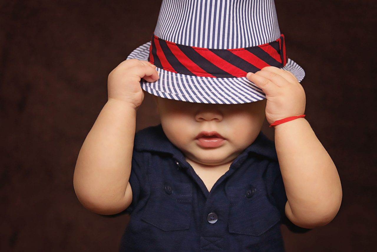 baby-boy-hat-covered-101537-2500-1280x854.jpg